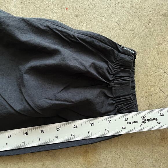 Vintage 90s Nike Black Mens L Nylon Sporty Athletic Windbreaker Swishy Pants - Picture 7 of 13